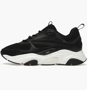22 SNEAKER